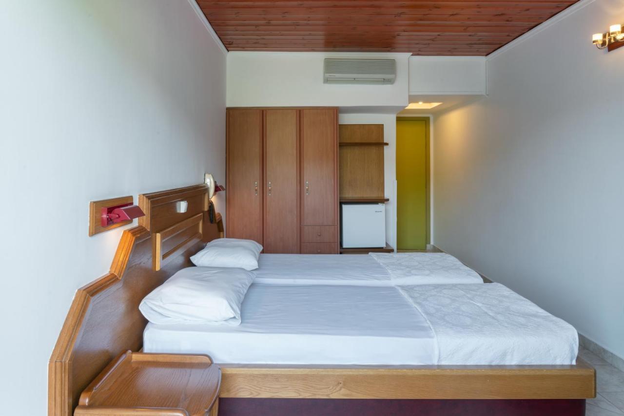 Binji Hotel Epidaurus Exteriér fotografie